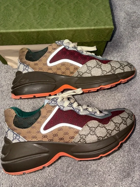 Gucci Rython Sneakers - Picture 3 of 5